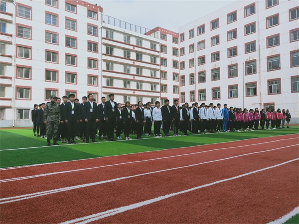 在河北可以去哪所學(xué)習(xí)電商專業(yè)？   